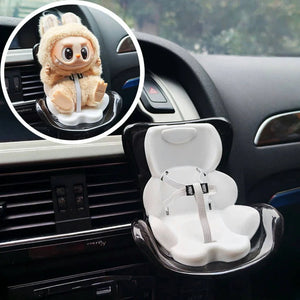 Labubu Auto Sitz